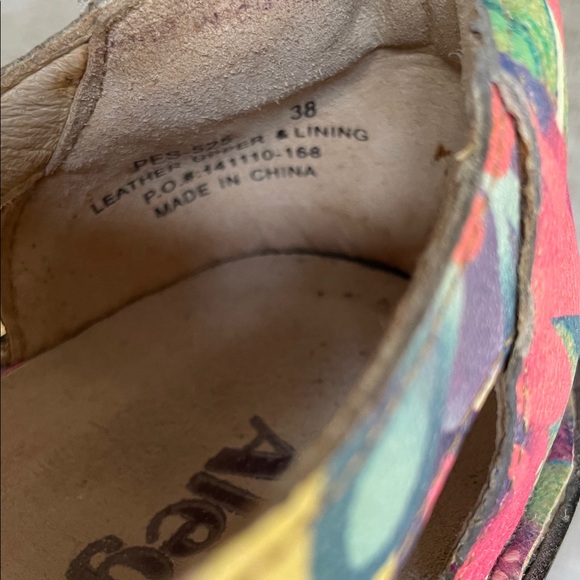 Alegria Leather Artsy Rainbow Multicolor Floral Heart Ergonomic Sandals, EU 38 - Picture 12 of 14